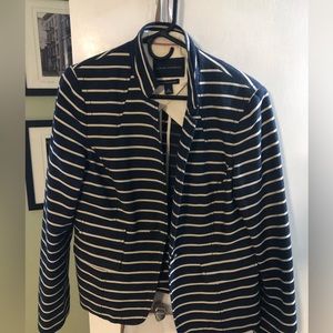 Beautiful Banana Republic Italian fabric blue and tan blazer size 12